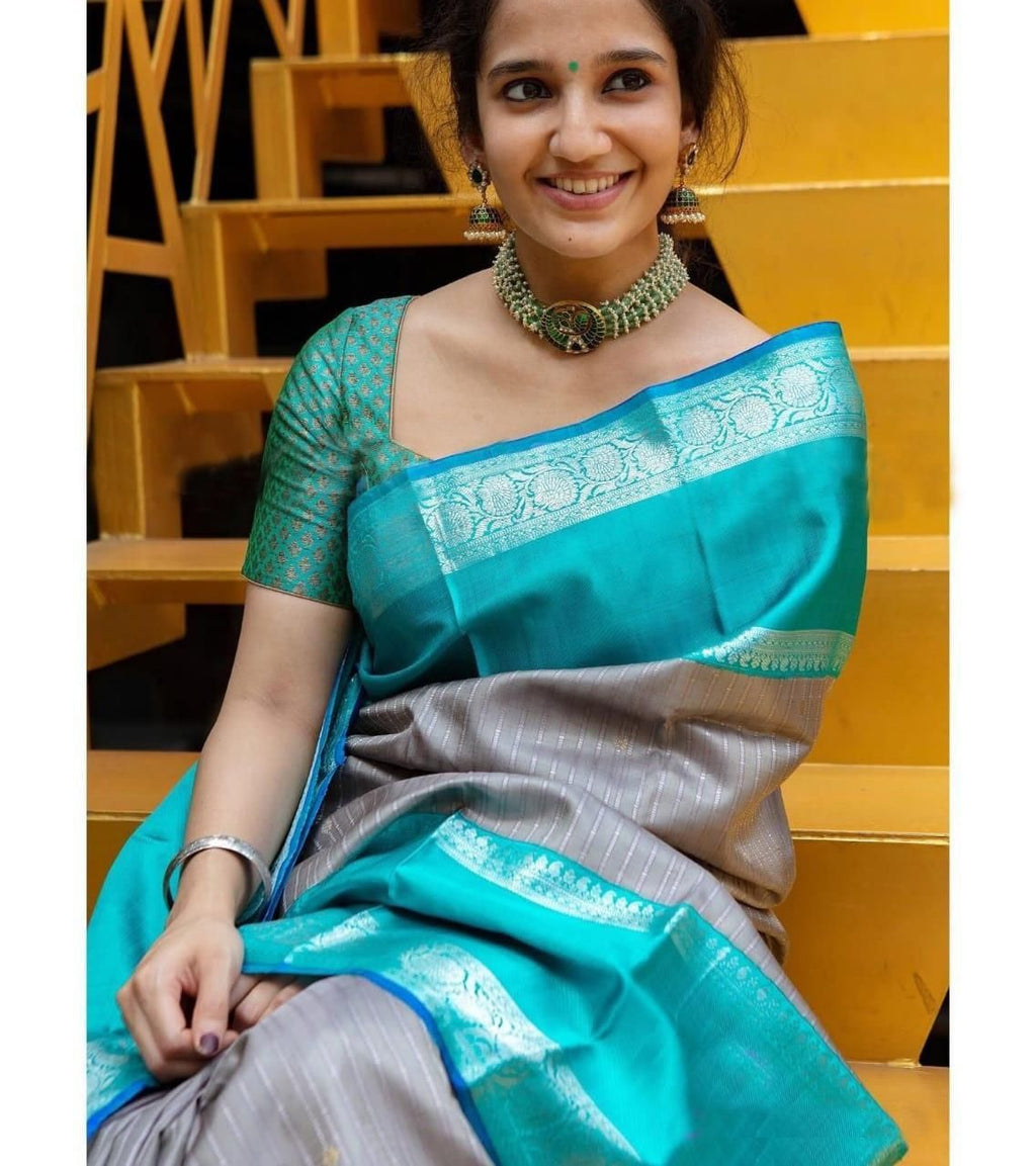 Elegant Jacquard Woven Litchi Silk Saree